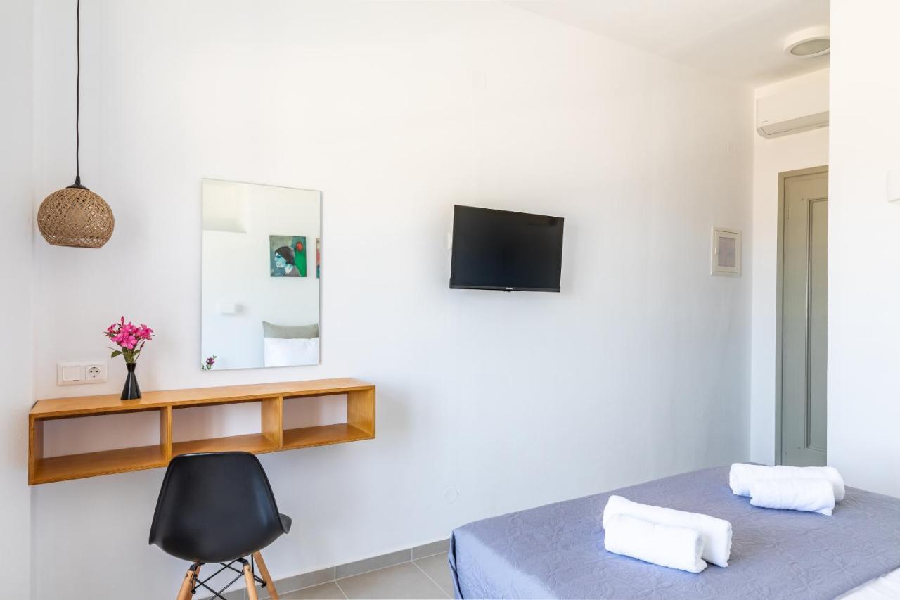 Uncle John'S Guesthouse Skopelos Town Bagian luar foto