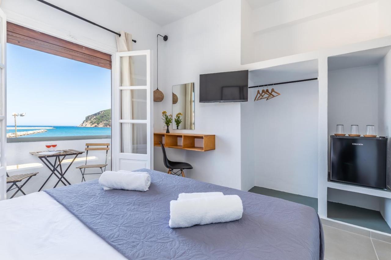 Uncle John'S Guesthouse Skopelos Town Bagian luar foto