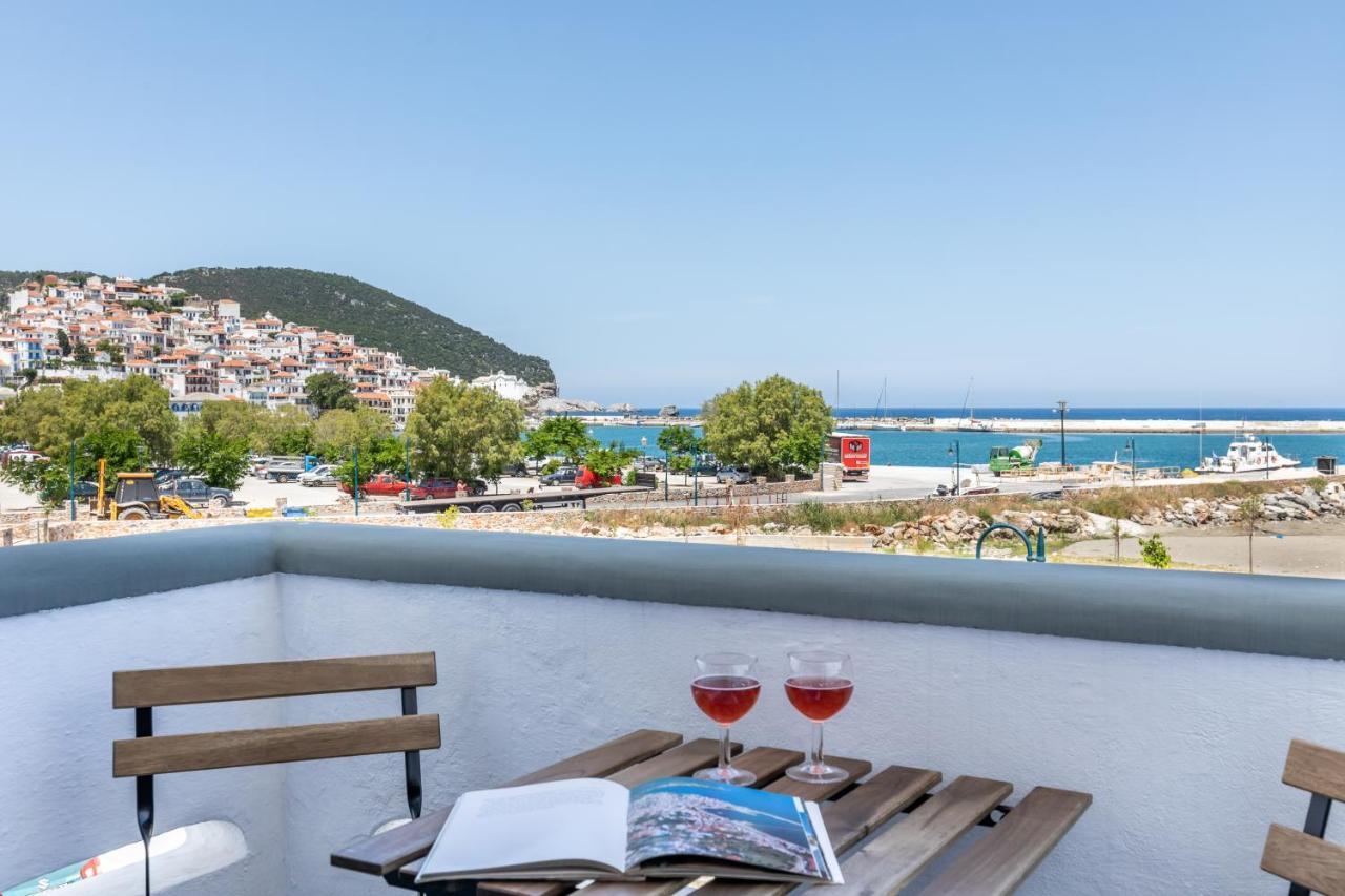 Uncle John'S Guesthouse Skopelos Town Bagian luar foto