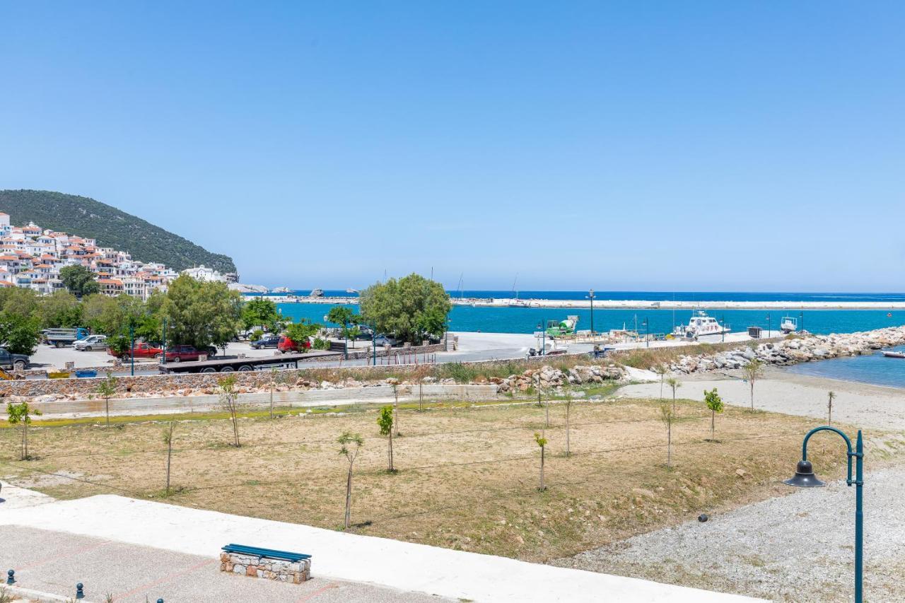 Uncle John'S Guesthouse Skopelos Town Bagian luar foto